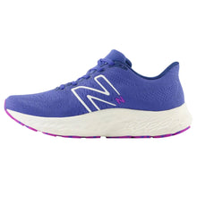 Women's New Balance WEVOZCG3