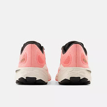 Women's New Balance W860P13