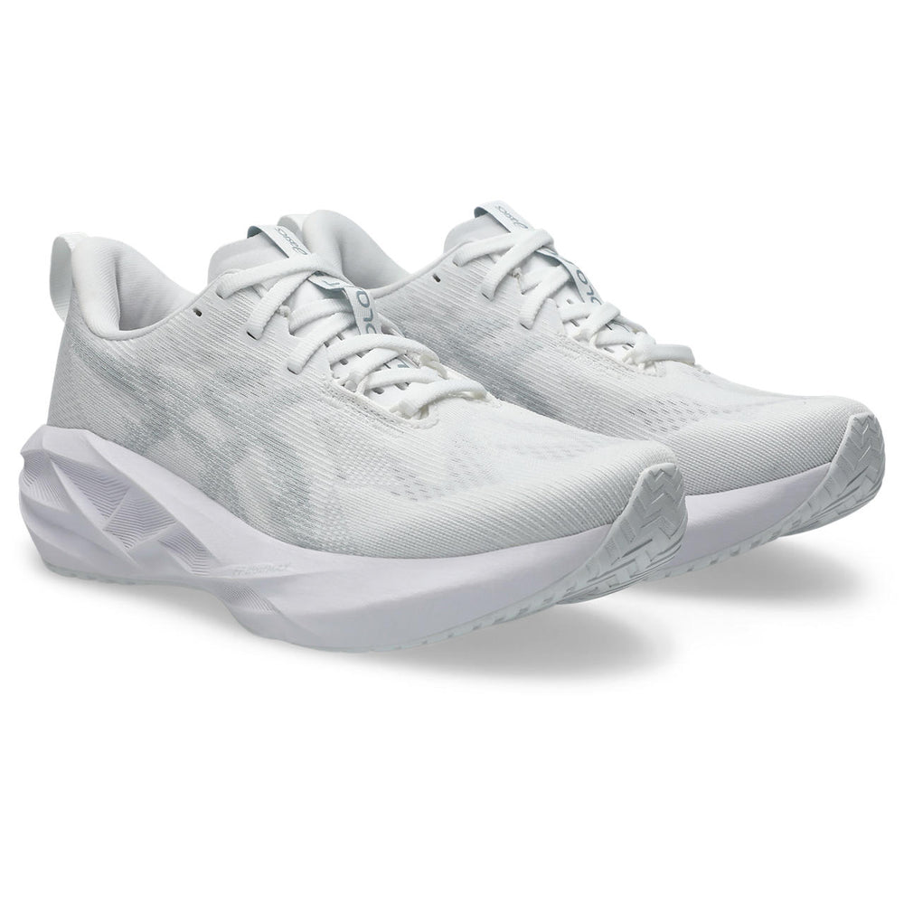 Women's Asics Novablast 5