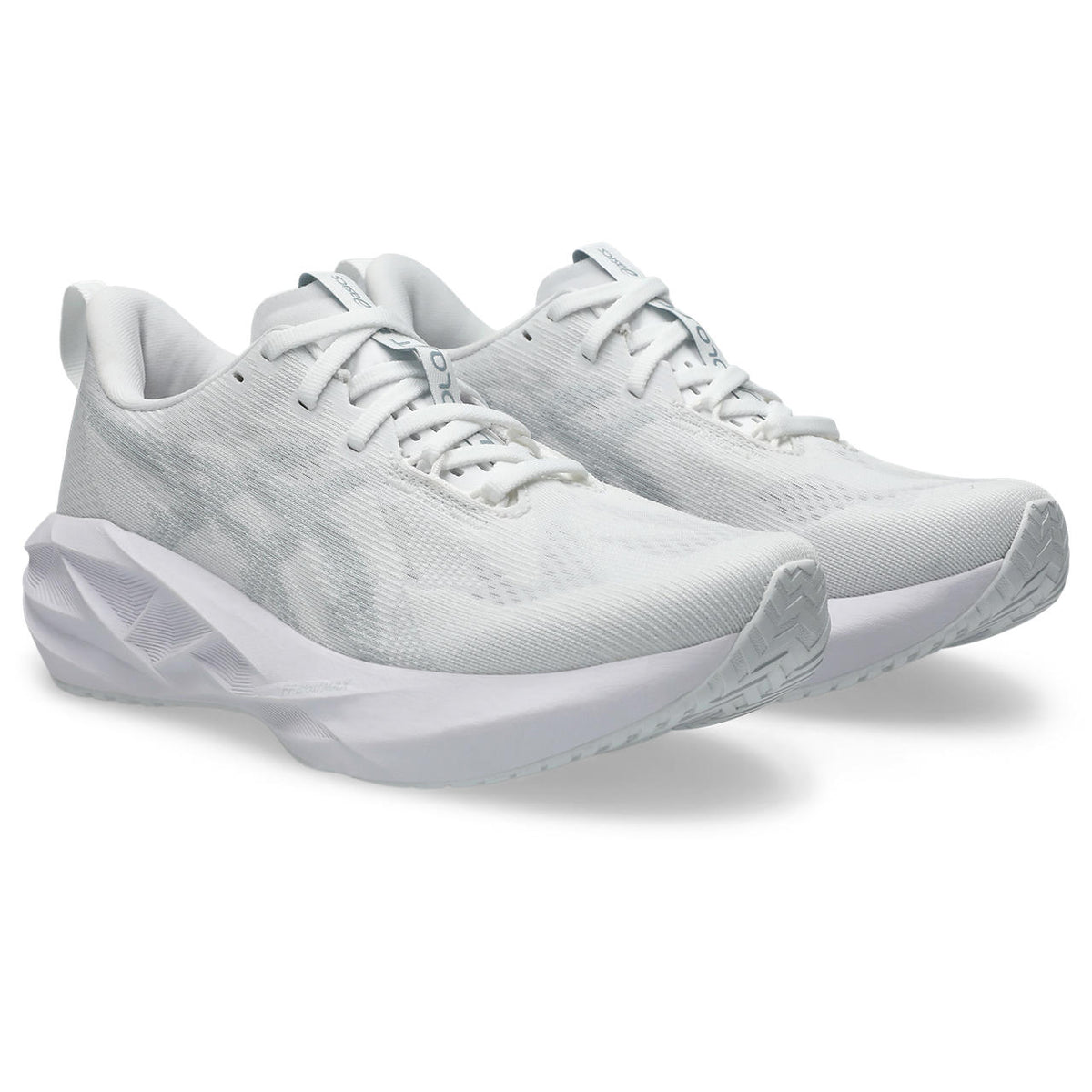 Women's Asics Novablast 5