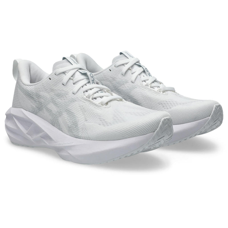 Women's Asics Novablast 5