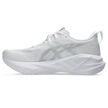 Women's Asics Novablast 5