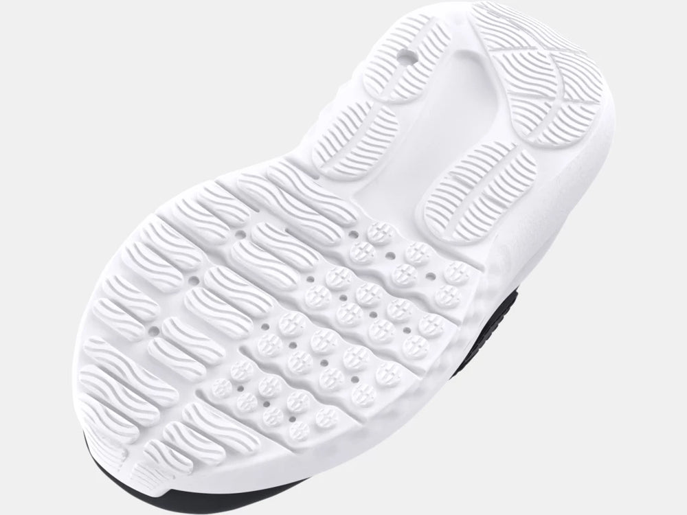 Boy's Infant Under Armour Surge 4 AC