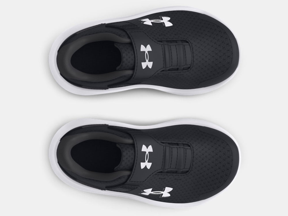 Boy's Infant Under Armour Surge 4 AC
