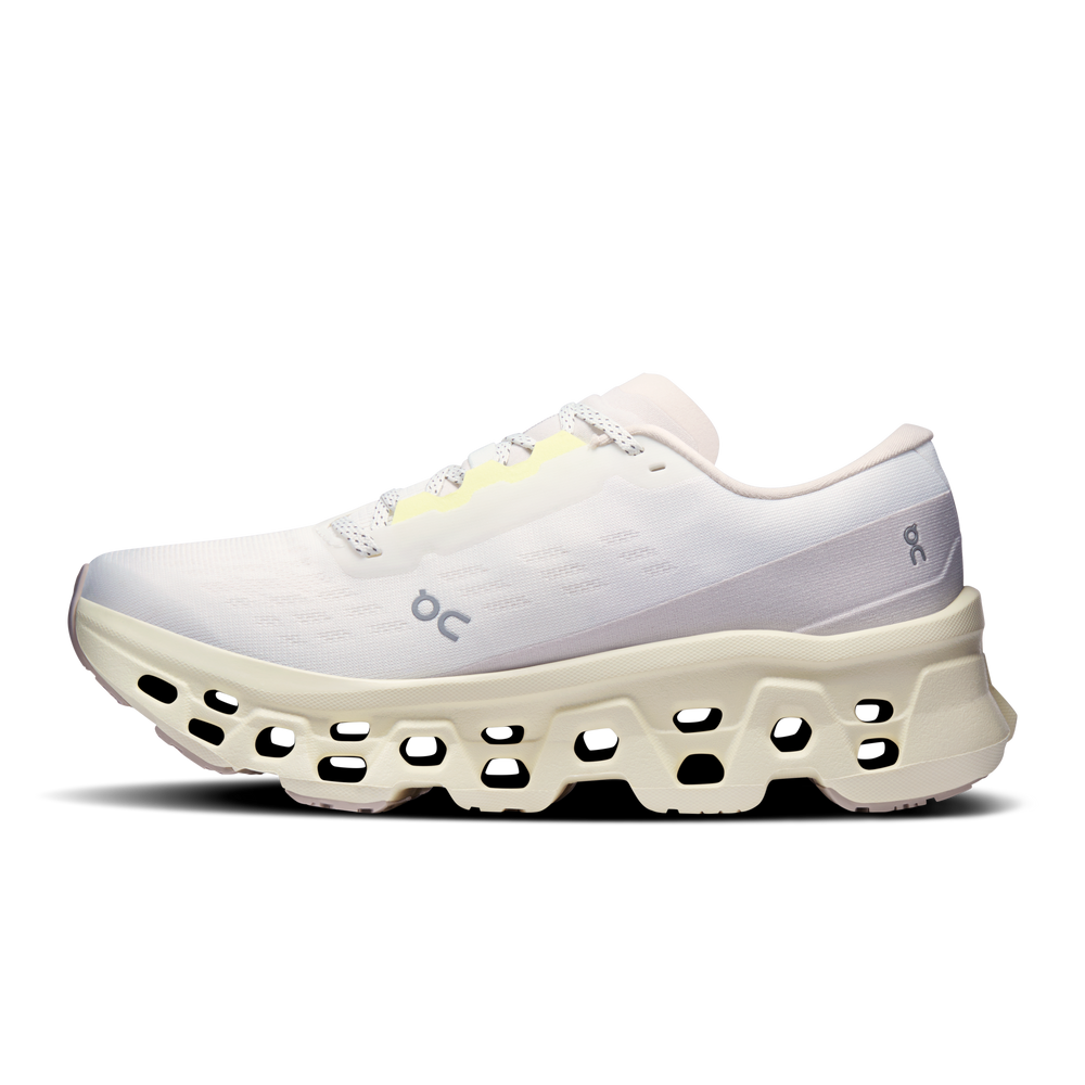 Women's ON Cloud On Cloudmonster 3