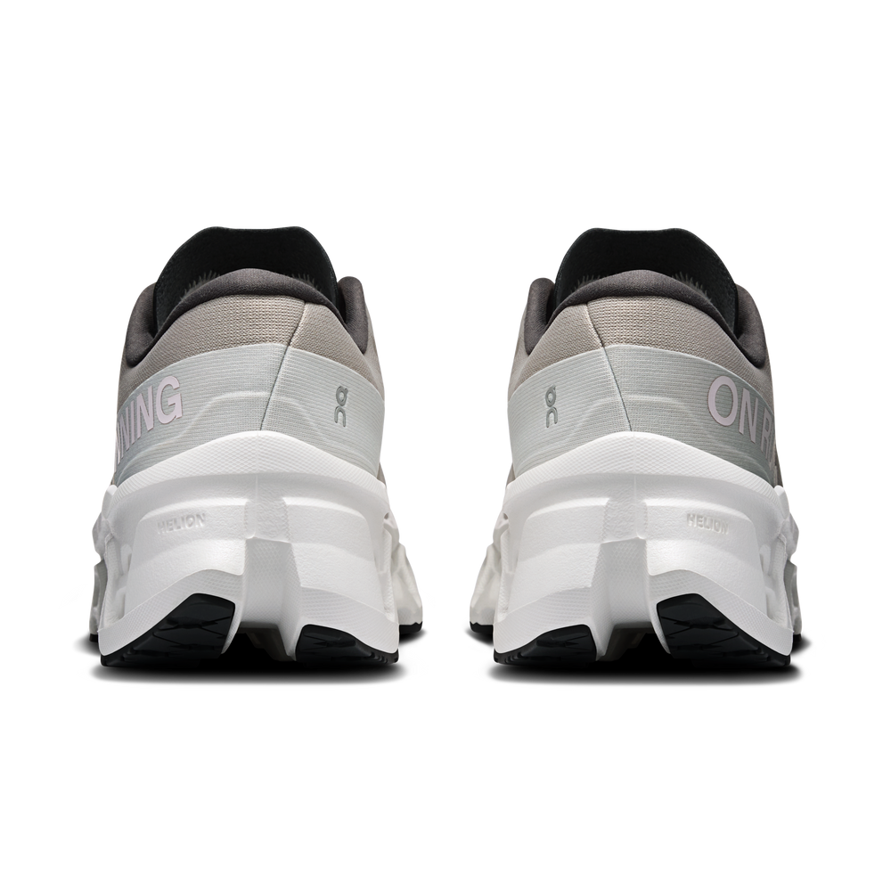 Women's ON Cloud On Cloudmonster 3