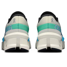 Women's On Cloudmonster 2
