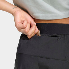 Women's Adidas Run Essential Short (4INCH)