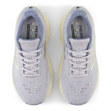 Women's New Balance Foam X More WMORCE5