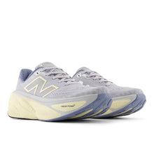 Women's New Balance Foam X More WMORCE5