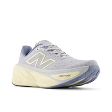Women's New Balance Foam X More WMORCE5